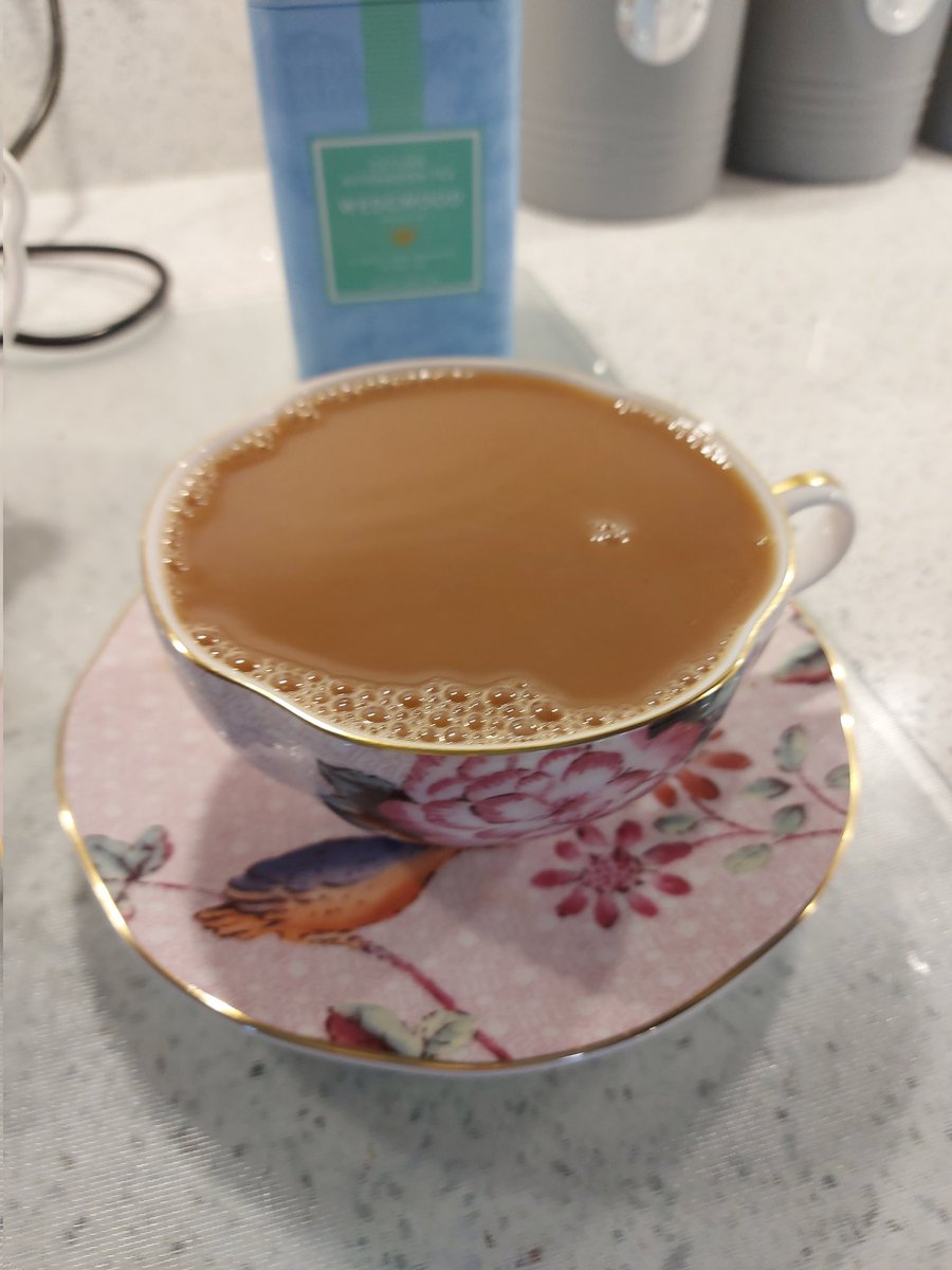 TheBrewLady1's tweet image. #QuietTime disrupted this am, so now it's time for #TeaForOne #Wedgwood #Cuckoo It's what my Dad used to call me 🤪 #StokiePots #Potteries #Moorland coaster