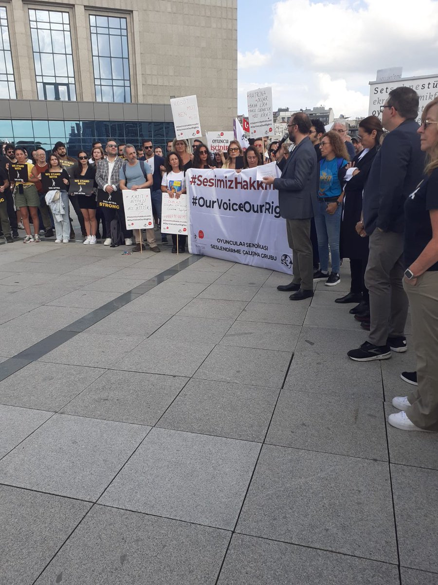 Harbiye' de seslendirme oyuncuları olarak, sendikamızca hazırlanan basın açıklamamızı yaptık <a href="/oyuncusendika/">Oyuncular Sendikası</a>
