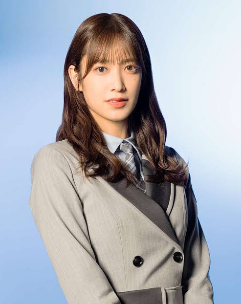 MinjinLee19's tweet image. Goshhh!! Until now naaamaze parin ako at the same time nashoshock of how they look so alike, like hanggang sa moles nila grabeee huhu pretty kumi noona and uri kyutieee kyeomiee🤧💖💖 #SVT #DOKYEOM #femaleversion #lookalike