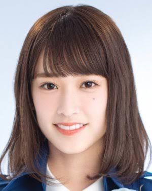 MinjinLee19's tweet image. Goshhh!! Until now naaamaze parin ako at the same time nashoshock of how they look so alike, like hanggang sa moles nila grabeee huhu pretty kumi noona and uri kyutieee kyeomiee🤧💖💖 #SVT #DOKYEOM #femaleversion #lookalike