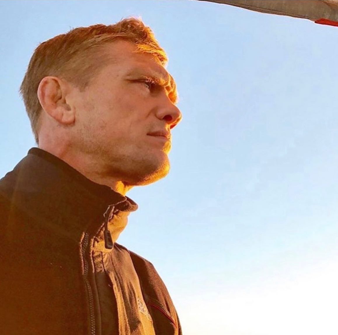 op_hawkeye's tweet photo. 9.30.2017 ~ Commander Seth Stone 🇺🇸

#OpHawkeyeRemembers #SethStone #USNA #SEALTeamTHREE #SEALTeamTEN  #SilverStars (2) #LLTB #Operation_Hawkeye

📜 https://t.co/Dy5K5ZuQcH
📜 https://t.co/ZFhY9YZ9rK
📰 https://t.co/QjBTHl2QUU
🎥 https://t.co/75nwdywtkO
🎥 https://t.co/BWx6lBtu6e https://t.co/WtHpadFfzZ