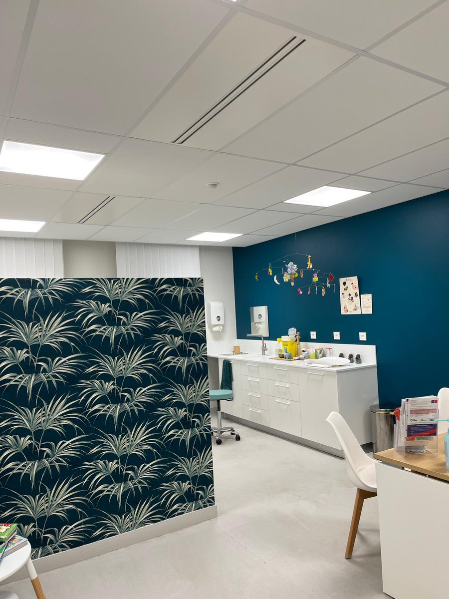 Prefet27's tweet photo. #santé| La maison de santé pluriprofessionnelle de #Charleval est un projet innovant qui réunit 40 professionnels de santé.
Cofinancé par l’État à hauteur de près d’1M€, il a abouti au prix d’un investissement humain remarquable des équipes médicales et des élus de #LyonsAndelle https://t.co/m4rUOu62Fr