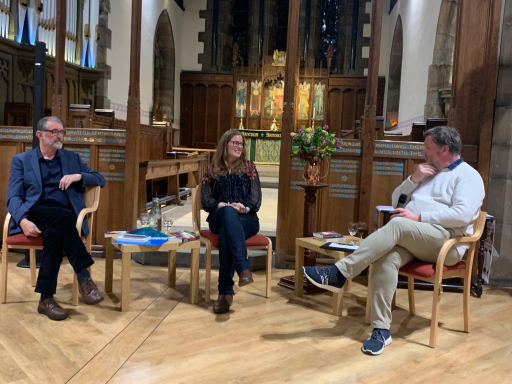 h_critchlow's tweet photo. So much fun @The_Bookhouse last night! Great Q&amp;A with @AndyMurrayScott readings and the chance to meet lots of lovely readers - huge thank you to everyone who came!! https://t.co/QaomB4AUm2
