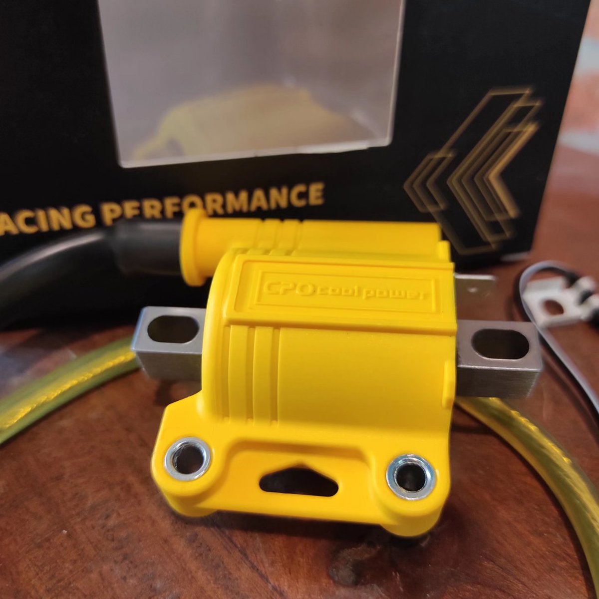 javamotorland's tweet photo. Telah tersedia koil racing CPO untuk semua jenis motor karburator di Java Motorland #javamotorland #cpo #coolpower #koilracing #ignition https://t.co/607avRUSJG