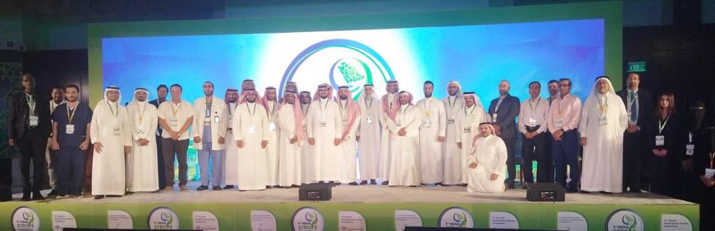 ربنا لك الحمد 
عدد الحضور في الورش 250 
عدد الحضور اليوم الثاني 320 
عدد الحضور اخر يوم 160 

عدد الحضور virtual  كان اكثر من 3000

حضروا من اجل الاستفادة من كوكبة الاطباء العلماء الموجودين في الصورة <a href="/StrokeMena/">MENA Stroke</a> <a href="/stroke_org_sa/">الجمعية السعودية للسكتة الدماغية</a>