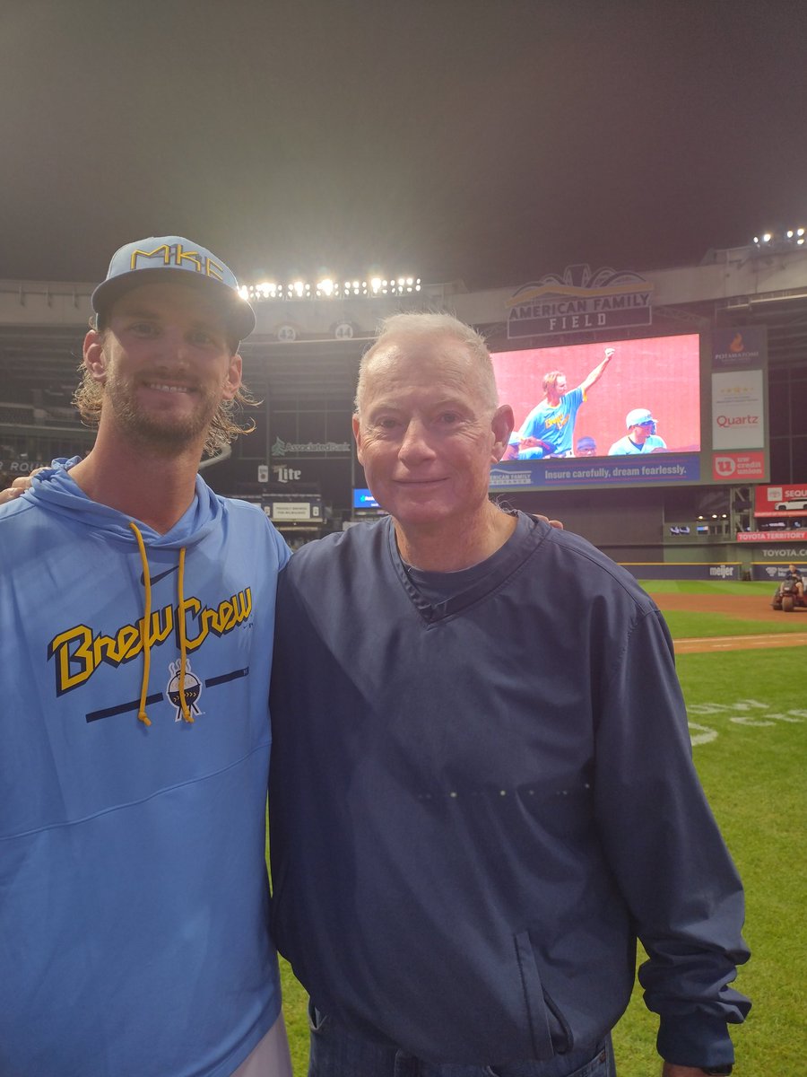 DonWill17932232's tweet image. What an awesome experience at American Family Field last night for the Hortonville baseball family as Caleb Boushley became the second Polar Bear pitcher to pick up a win in his major league debut.
