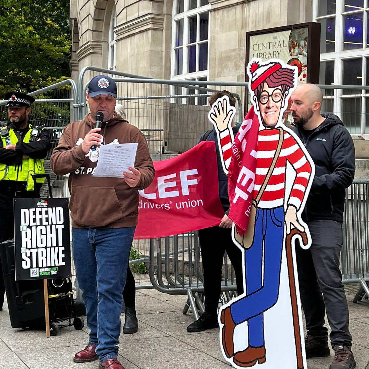 ASLEFunion's tweet photo. Thanks to everyone who has come out to support ASLEF members in Manchester (where Tory Party Conference is taking place) taking a stand against the government’s attempts to push our industry into decline. #WheresHarper https://t.co/2wGppR3wME