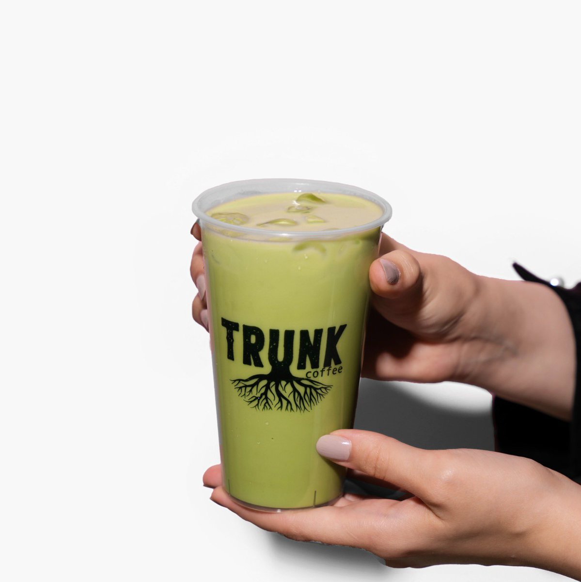 TrunkCoffeesa's tweet photo. نختلف بذوقنا في الماتشا
و نتفق انها احلى في ترنك 😋💚

#ماتشا #ترنك #قهوة #الرياض #كوفيهات #كوفيهات_الرياض https://t.co/11XSGSjvuc