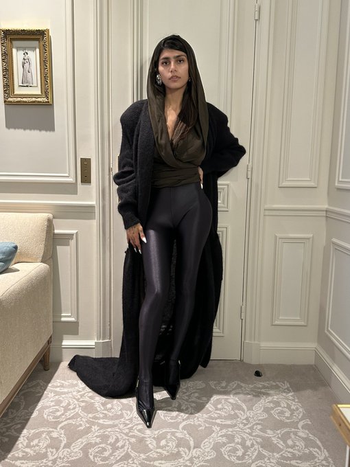 She&rsquo;s a YSL girl https://t.co/mbHzmMEMkG<a href="/tag/freepalestine"class="tags"><span>#freepalestine</span></a>