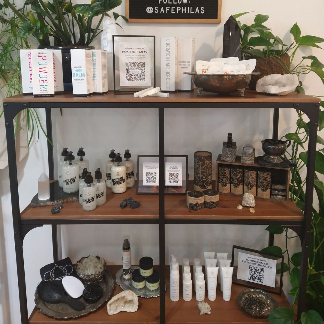 SugarShears's tweet image. if you've been in the salon lately you'll notice we've pared down the retail we carry in favor of QR codes that take you right to the source!

but I'm always available at 215.980.9989 if you need help deciding what's right for you!! 

#phillyhairstylist #hairbrained #igers_philly