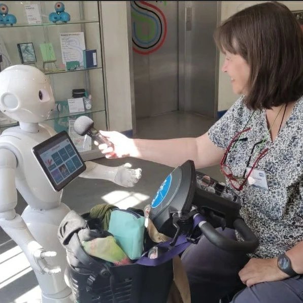 10. und 14.11. gibts bei uns einen Interview-Workshop! Offen für alle, aber mit Berücksichtigung der Bedarfe von Menschen mit körperlichen oder Sehbeeinträchtigungen, chronischen Krankheiten und nicht sichtbaren Behinderungen. Mehr Infos unter radioblau.de/termin/intervi…