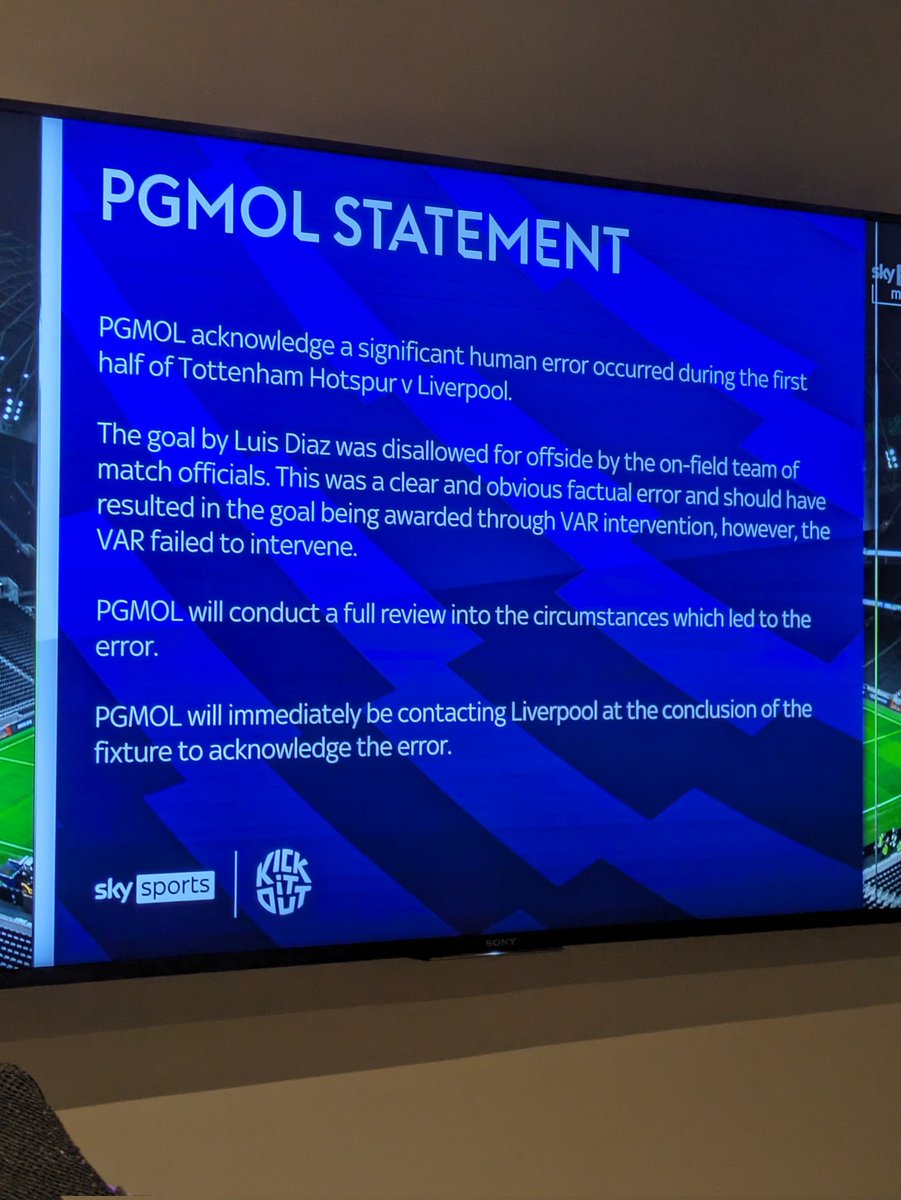 FPLFella's tweet image. This is bad, really bad. Basically puts the whole use of VAR into disrepute.