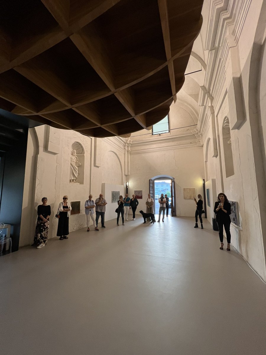 GioBertazzoli's tweet photo. Inaugurazione della nuova bellissima mostra “Cortecce” dell’artista Claudio Bellinello. 

Nell’anno straordinario di Bergamo/Brescia Capitale della Cultura Italiana 2023, continuiamo nella nostra Sarnico a sostenere artisti emergenti.

😉👍🏻🔝👨🏻‍🎨

#ComuneSarnico
#sarnico
#cortecce https://t.co/FuTRV9TP2j