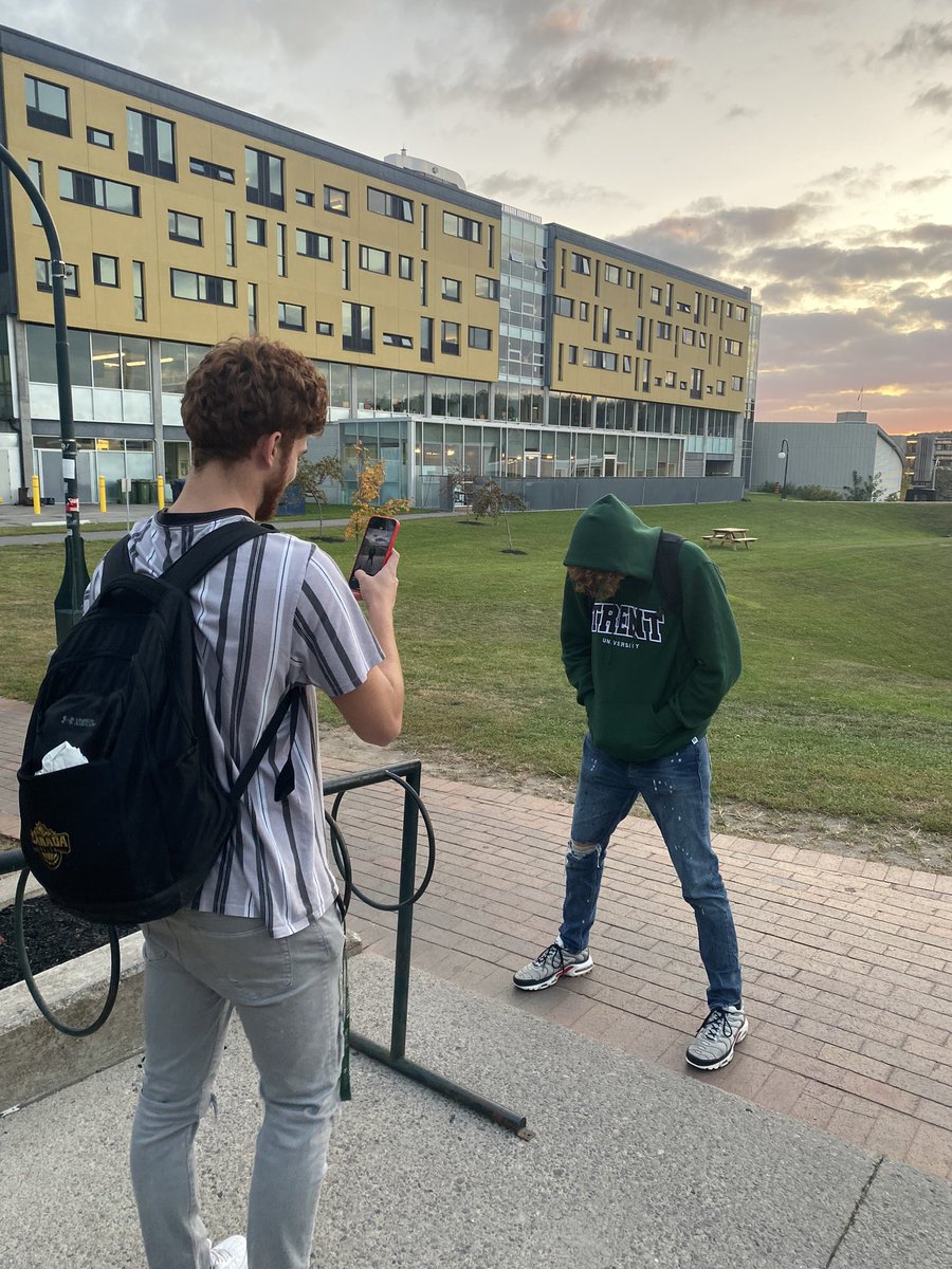 abbeysuckz's tweet photo. boys will be boys (boys will take sunset pics when the sky is pretty) https://t.co/XPLiDuuko2