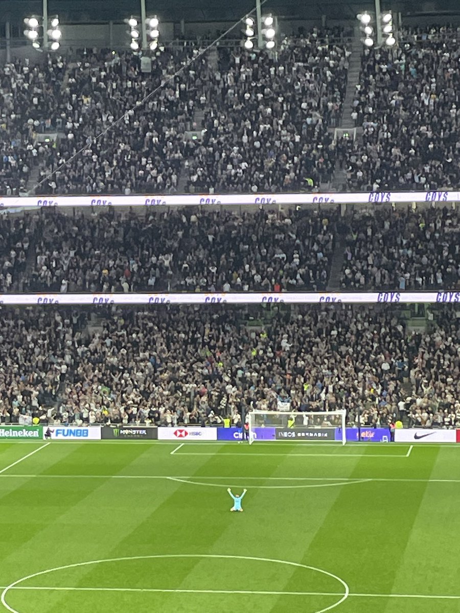 ChristinaZandes's tweet image. VICTORYYYYY