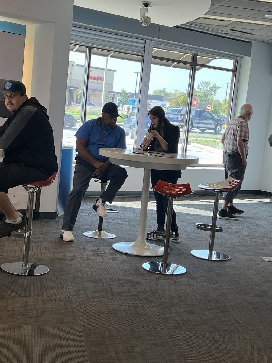Williams Rayj (@attrayj) on Twitter photo Thank you for visiting Crestwood! <a href="/McCormickAriE/">Arianna McCormick</a> And <a href="/TanaviaR/">TanaviaRoach</a> both ladies pulling up their sleeves to assist customers ‼️‼️‼️ Welcome to Team Fusion #Crestwinning <a href="/shawnglinski/">Shawn Glinski</a> <a href="/BrianWest_GLM/">Brian West - GLM VPGM</a> @GLM_CultureC Thank you for visiting Crestwood! <a href="/McCormickAriE/">Arianna McCormick</a> And <a href="/TanaviaR/">TanaviaRoach</a> both ladies pulling up their sleeves to assist customers ‼️‼️‼️ Welcome to Team Fusion #Crestwinning <a href="/shawnglinski/">Shawn Glinski</a> <a href="/BrianWest_GLM/">Brian West - GLM VPGM</a> @GLM_CultureC