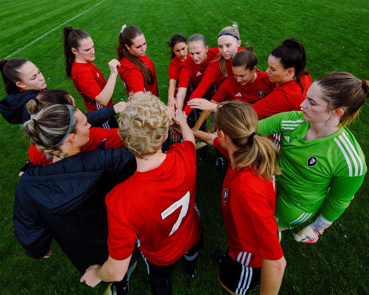 Looking to make it two wins at The Peninsula Stadium this weekend 🦁🔴

Come and support Salford City Lionesses tomorrow as we host @BWFCWomen in the @FACupWomens 🏆

Admission will be by cash or card at the turnstiles. £2 for Adults, £1 for Concessions, free for Under-5s 🎟️