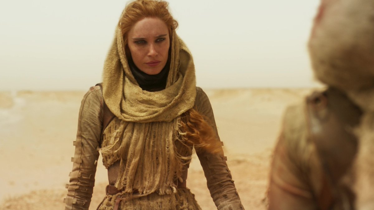 #WoTShowSpoilers ep7 #TheWheelOfTime #TwitterOfTime
Chiad is an Aiel Maiden of the Spear traveling in the Westlands with Aviendha and Bain. She stands at Jolien's grave when Bain, Aviendha, Perrin, and Hopper arrive.
Chiad is portrayed by Maja Simonsen. 6/🧵