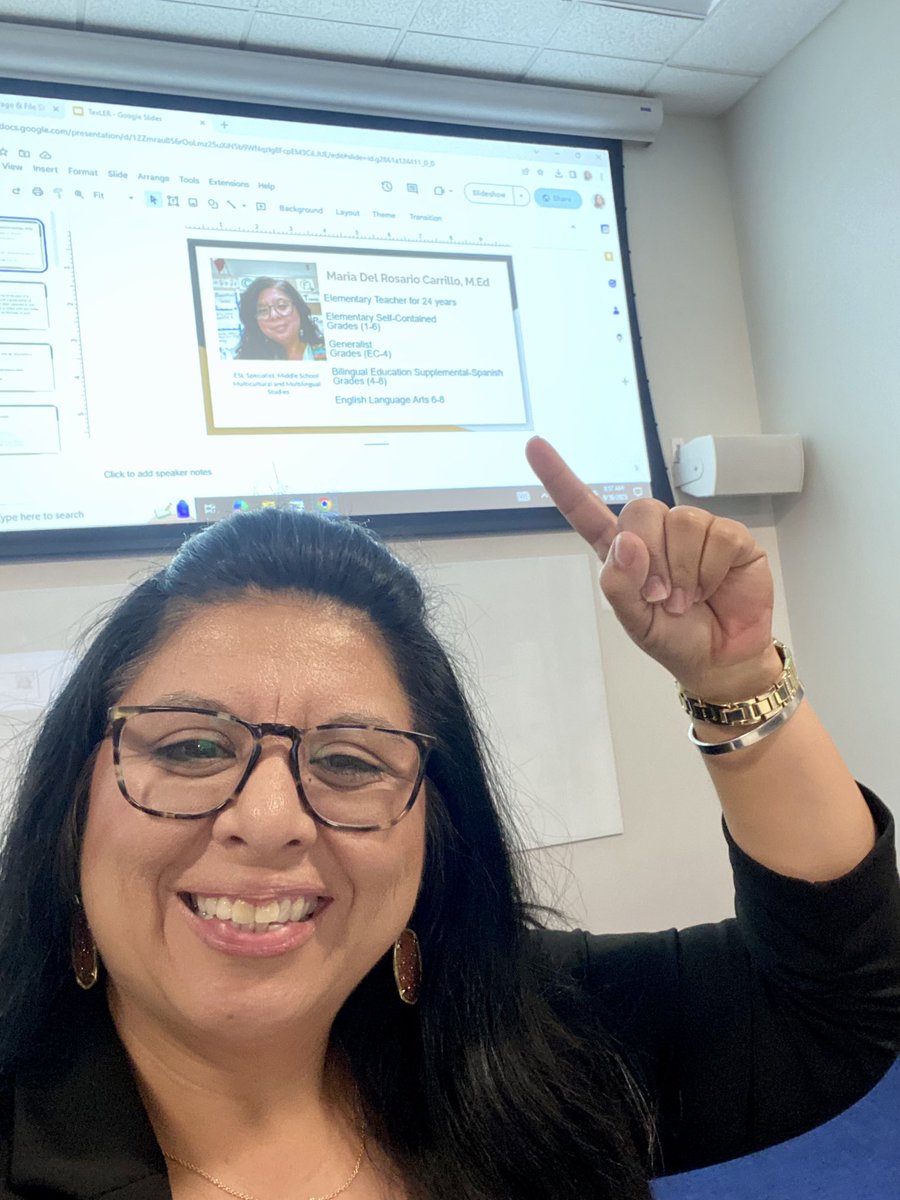 LaMaestraMaria's tweet photo. Parent inclusion in our students’ learning. Presented today at the TexLER conference in San Antonio. A dialectic notebook between ‘el hogar y la clase,’ planting the seed! 🤓😉 Dr.PaulParkerson DrCarmenTafolla
@TWULitandLearn @TWUMultilingual @texler_utsa  @NorthwestISD https://t.co/c8xp5Uzx3o