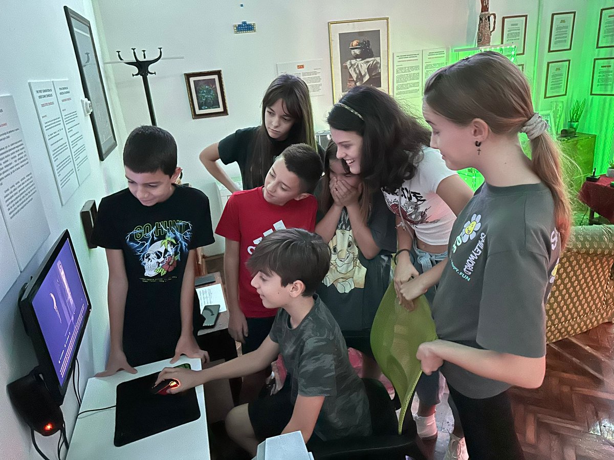Maxi_maximalist's tweet photo. The @degenerousdao mission comes alive outside of digital realms with smiles of beneficiaries of our humanitarian services &amp; products. 

We've funded several international service trips with $100k+ grants, and our flagship app is being used daily by kids in a gaming museum ❤️‍🔥 https://t.co/NRU4cWfNu4