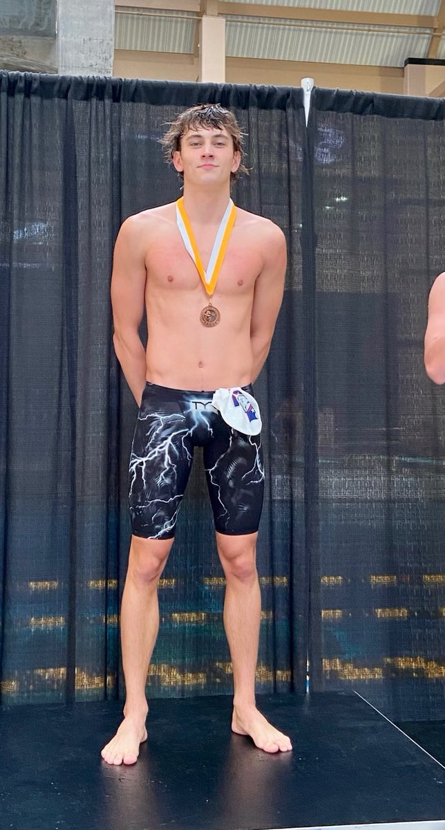 Carter Crook broke the 19 year old school record in the BK with 49.99 at the COMO invite. Congrats!