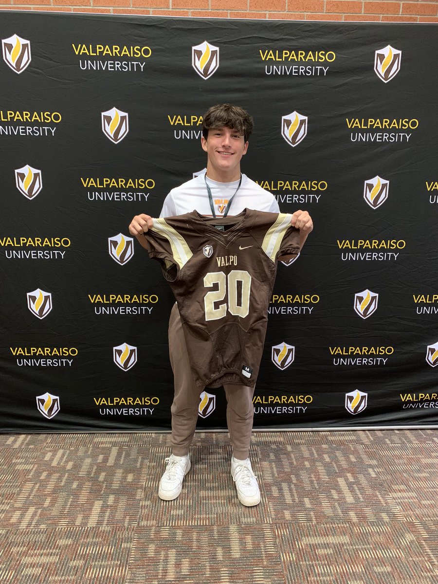 Thank you <a href="/CoachMarquis/">Dave Marquis</a> and <a href="/valpoufootball/">Valpo Football</a> for the game day invite