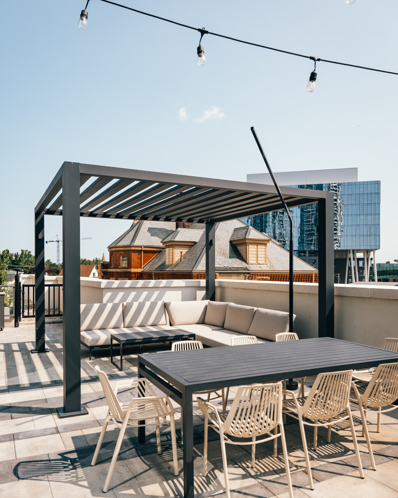 Diverse lounge tables, BBQs, dining areas, and a cozy fireplace transform our Amenity Terrace into the ultimate social hub. It's the perfect spot to unwind and create memorable moments with friends.