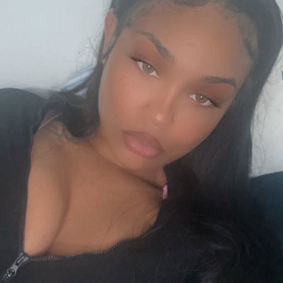itsqueendee's tweet image. #NewProfilePic