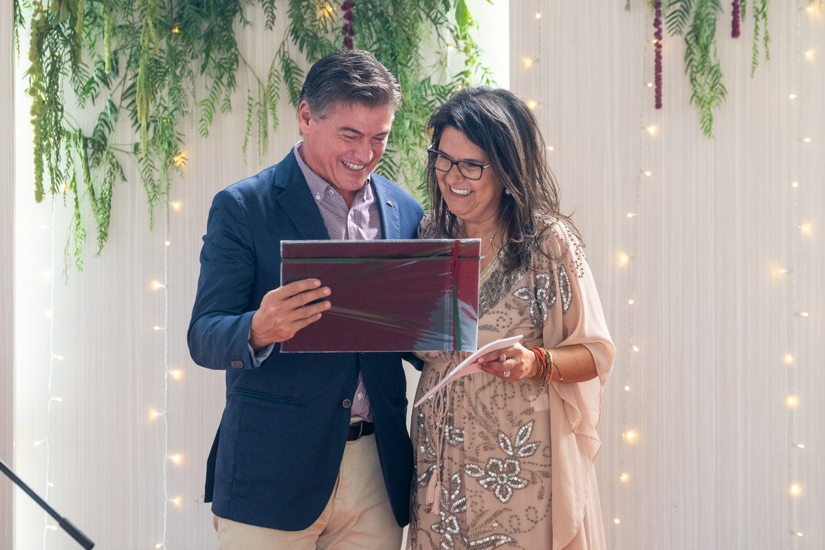 El <a href="/mercatflor/">Mercat de Flor</a> celebra el seu 40è aniversari. Quatre dècades d’activitat al llarg de les quals s’han convertit en el principal mercat majorista professional del país en el comerç en origen de flor i planta ornamental i en referents al sud d'Europa. Enhorabona per la feina feta!