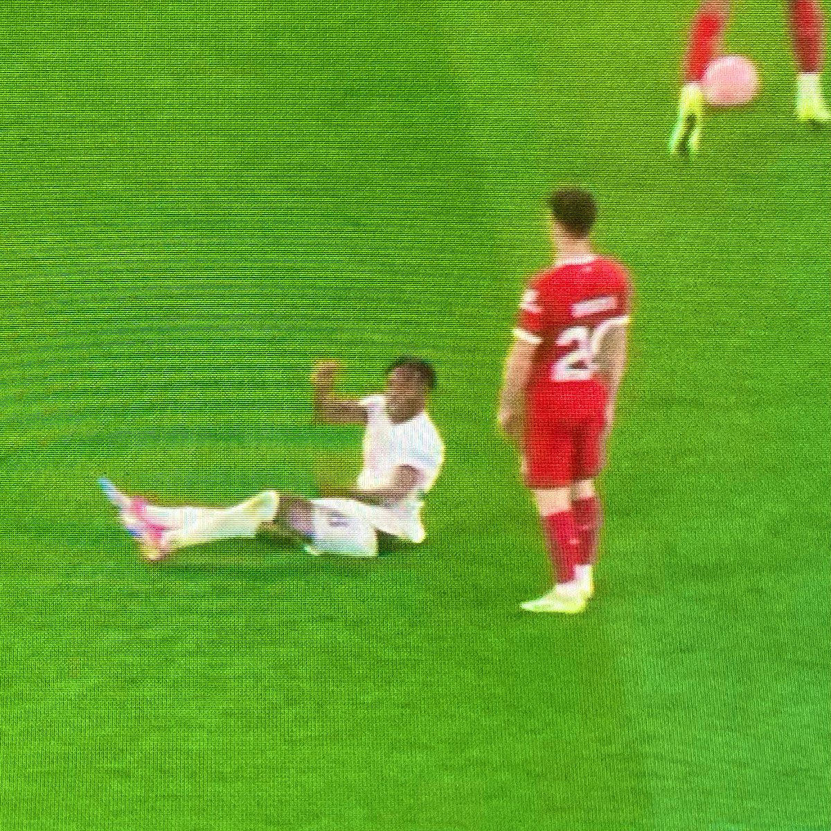 Udogie was on a yellow card when he gestured to the referee to give Jota a yellow card, which should’ve resulted in a second yellow card.