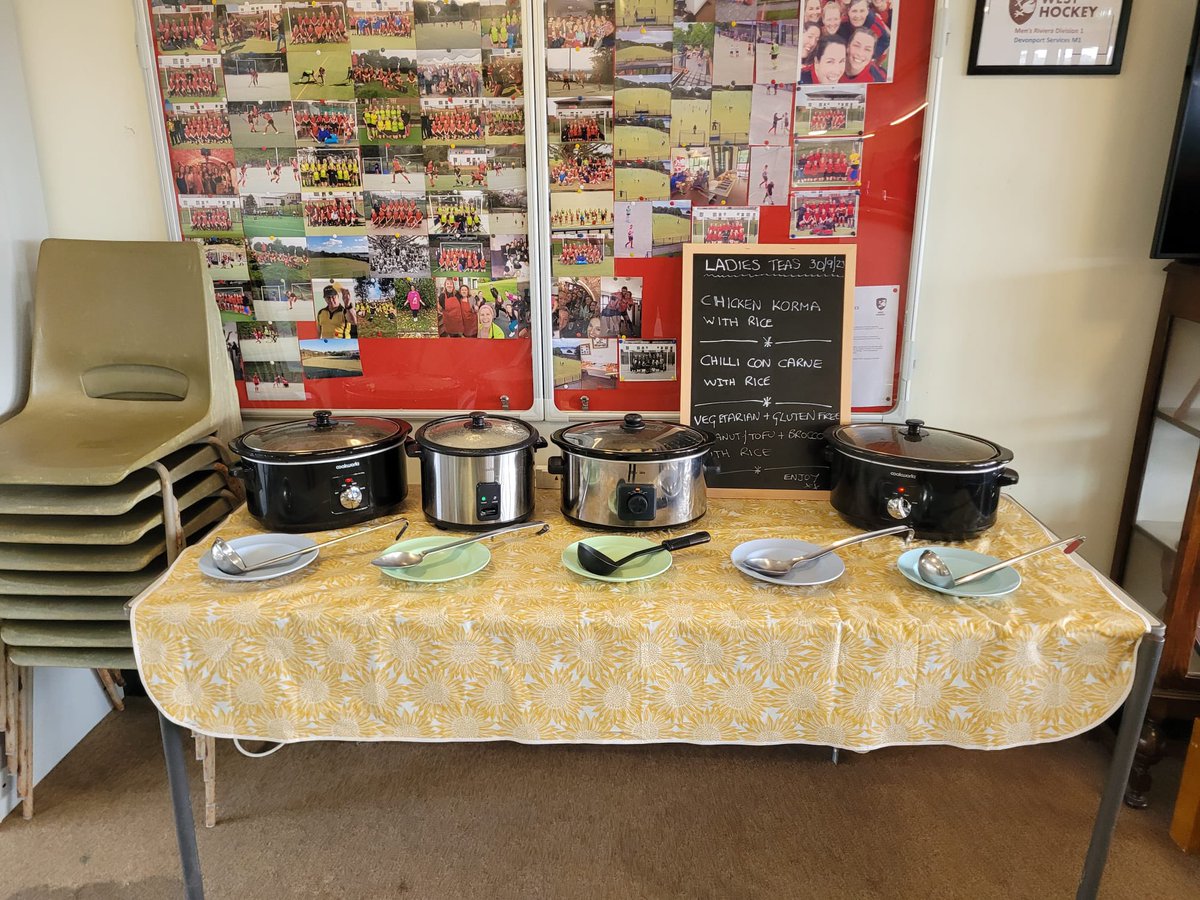 DServicesTeas's tweet photo. And we’re back! First 3 Home League games of the season and it seems as though we haven’t been away. Lots of happily fed players and officials @hockeymatchteas @WestHockeyOfcls @HockeyWestUK @DevonHockey https://t.co/YphmVYWgBN