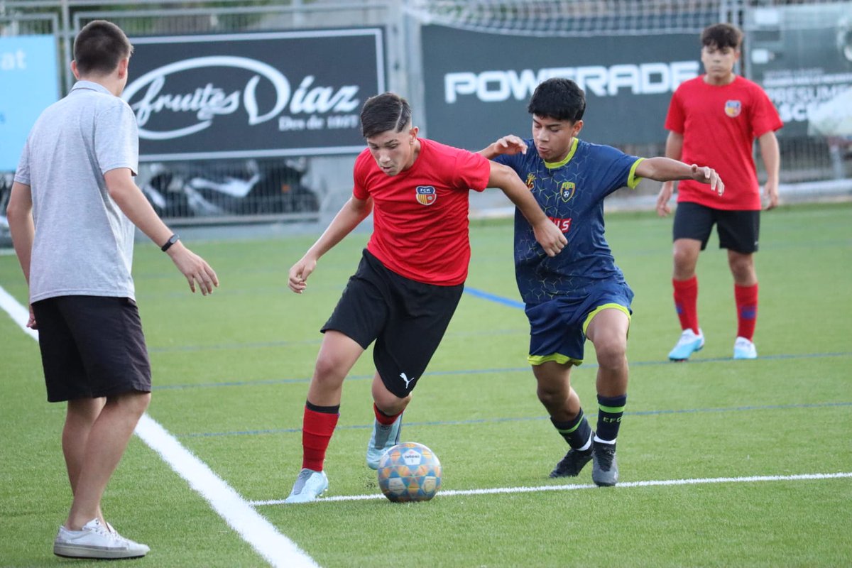 🤩 La TERCERA de l'Infantil A Masculí!

✅️ Victòria contra l'EF Gavà (2-0)
⚽️ Aitor Morales -2-

🚀 Els vermells comanden la Divisió ďHonor en l'any de l'ascens

👏 Enhorabona i a continuar creixent, EQUIP!

[📷 Marcos Castillo]

#SomMartinenc