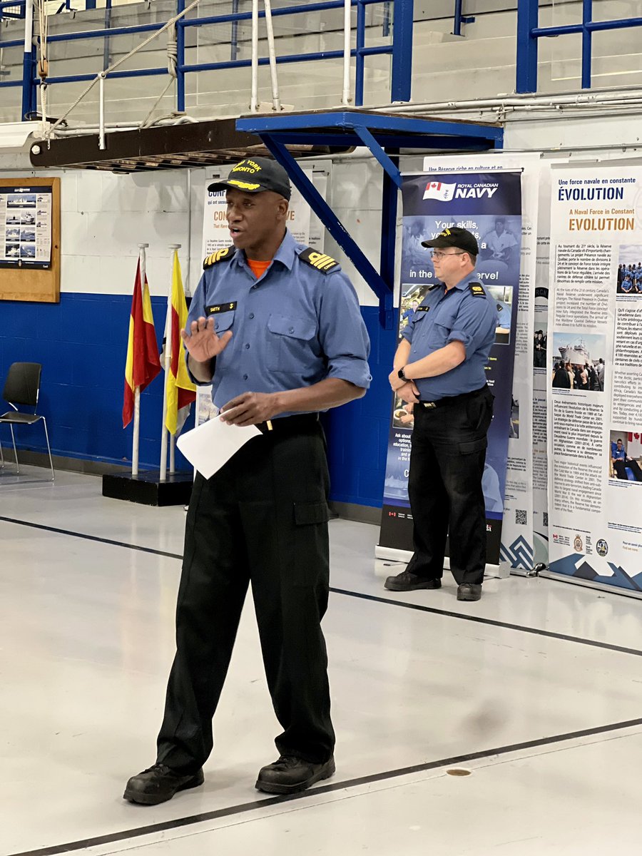 HMCS_NCSM_YORK's tweet photo. 🧡 We paused and came together this week to listen and learn from our Indigenous shipmates.

PO1 Mark Nelson lead the reflection to honour the children who never returned home and Survivors of residential schools, as well as their families and communities. https://t.co/5Ck93hY7ex