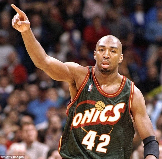 nba_throwback's tweet image. Name this forgotten NBA legend