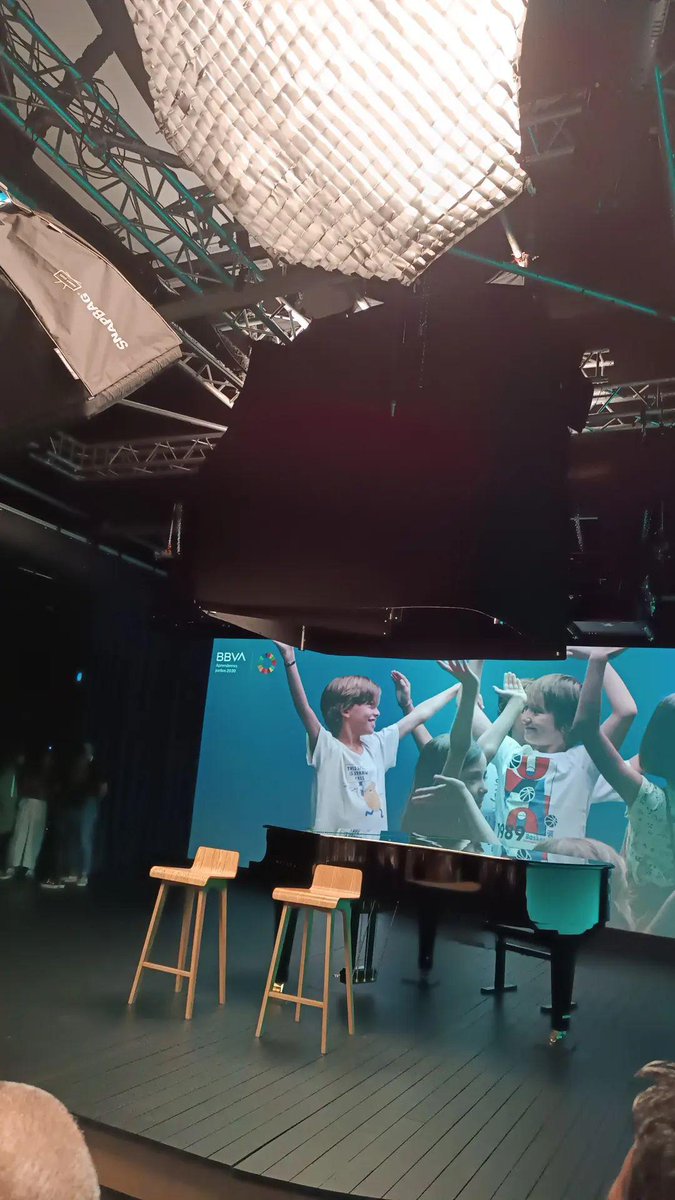 Iris Carabal 💚 tweet media