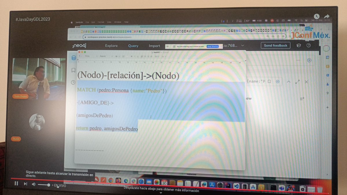 quinonezbp's tweet image. Uf! @rugi en su presentación #JavaDay#GDL23