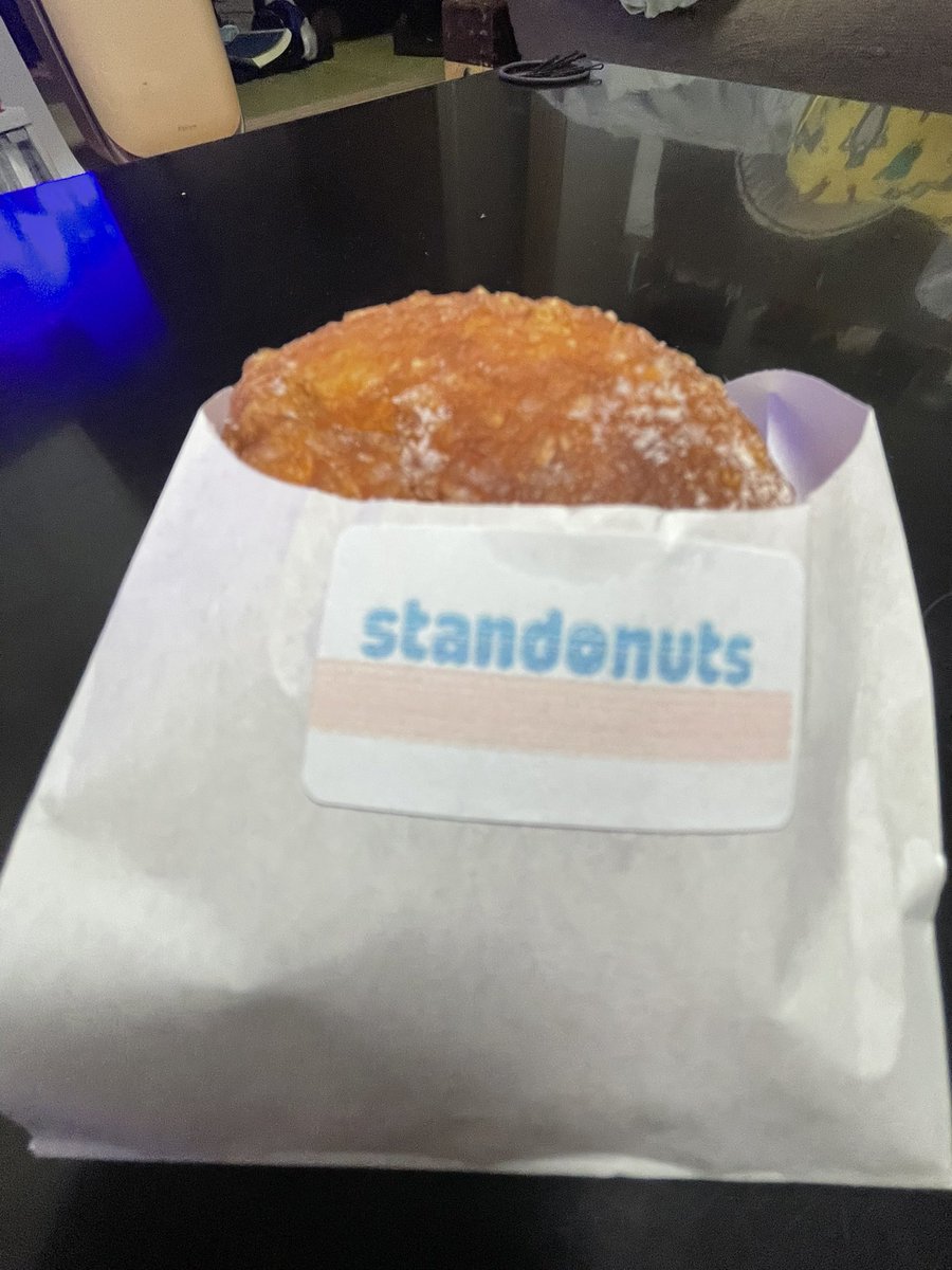 TNaka77's tweet photo. やばい激ウマ
そろそろ健康診断
ビールでも飲むかな
#standonuts
#英ちゃん飯店
#モツ煮込みラーメン https://t.co/IVXII9YvNj