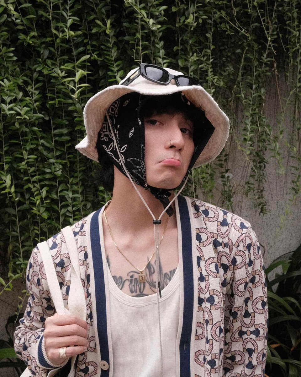 MTPGlobalUnion's tweet photo. [@sontungmtp777’s FB-IG UPDATE]

“Oh but … 🤥”

#SonTungMTP #SKYMTP 
[1/2] https://t.co/6sEe27e7yu
