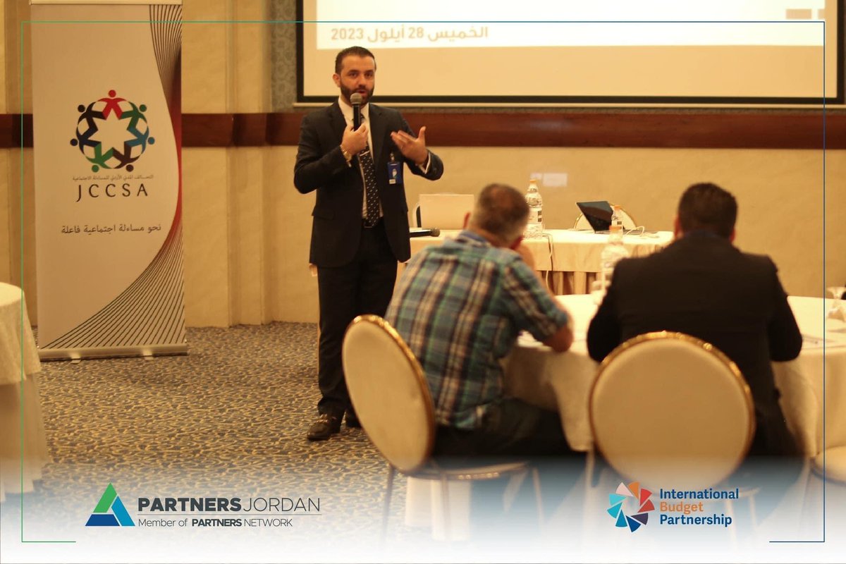 PartJo's tweet image. ضمن جهود منظمة شركاءالأردن
 و@OpenBudgets ، عُقدت ورشة عمل آليات تعزيز الشفافية والمشاركة العامة والرقابة على الموازنة العامة وأدوار المجتمع المدني، وتم تحليل قوة وضعف المجتمع المدني الأردني في المشاركة بعمليات الموازنة. 

#الموازنة_التشاركية #PartnersJordan #OBS