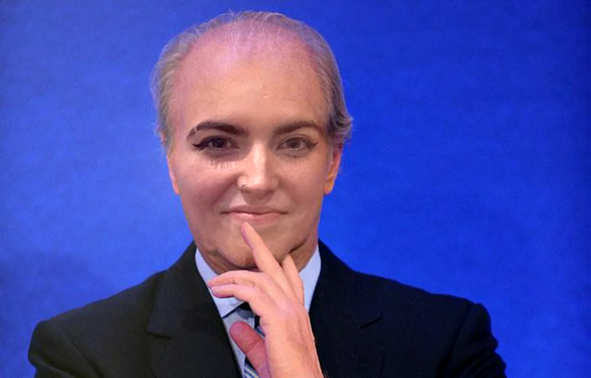 Bonjour, c'est Brice Hortyfeux <a href="/HortyUnderscore/">Horty Undercover</a>