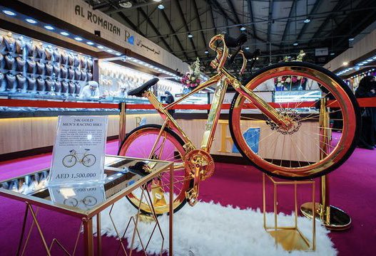 دراجة هوائية #ذهب (#سيكل ذهب) بقيمة 1.5 مليون درهم والتوصيل علينا :) #Gold Bicycle worth 1.5 million Dirham With Free shipping :) #bicycle #bike #million #free #shipping