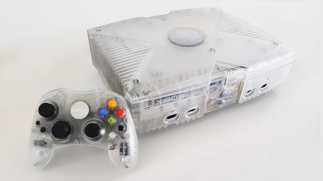 3CC0__'s tweet photo. Microsoft Xbox Crystal Limited Edition (~2004) https://t.co/4sYUImc9lY
