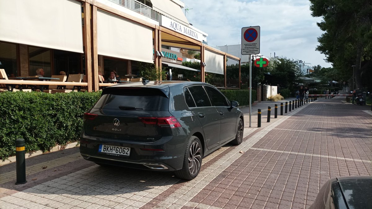 Και σήμερα Σάββατο χαλαρό καφεδάκι και νομιμότητα στη #Βουλιαγμενη

<a href="/NovoVille/">novoville</a>
<a href="/skaigr/">SKAI.gr</a>
<a href="/ArisPortosalte/">ArisPortosalte</a>
<a href="/ManosVoularinos/">Manos Voularinos</a>
<a href="/hellenicpolice/">Ελληνική Αστυνομία</a>

#vari #voula #vouliagmeni #varkiza #ekloges #Εκλογες #Βουλιαγμένη  #Βουλα #Βάρη #Βάρκιζα