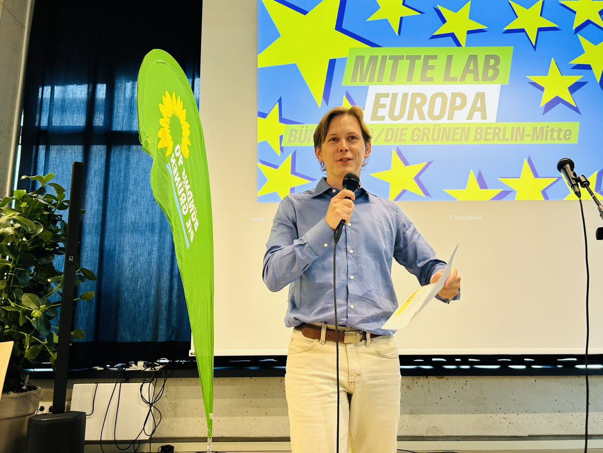 gruenemitte's tweet photo. Unser stv. Bundesvorsitzender @HeikoKnopf von @Die_Gruenen hält ein Plädoyer für eine europäische Infrastrukturunion. Sicherheit heißt für uns Bündnisgrüne, auch in die Zukunft zu investieren. #MitteLab https://t.co/J1ggxBiUcj