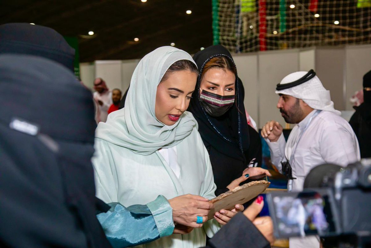 teaexhibition's tweet photo. @Deemafahadma 💚🇸🇦 https://t.co/rv3x33j5Uw