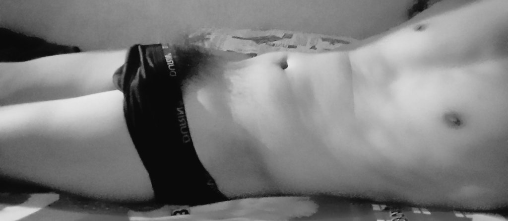 Longkkkk2's tweet photo. @BronsonAvec6612 Hi https://t.co/DT6aboTpP5