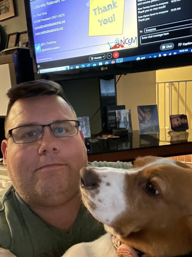 KnotePad1's tweet photo. @TICalculators 
#T3IC
Thank you Paul  it was amazing keynote

Here is my selfie with you and my diverse learning Lola Basset 
So nice to be able to enjoy this https://t.co/gQ0LaoeTCZ