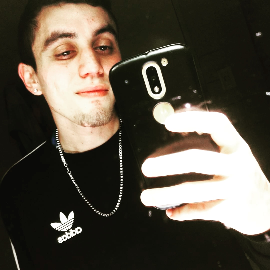 ECoronelli's tweet photo. #NuevaFotoDePerfil https://t.co/5gRIYZjfDm