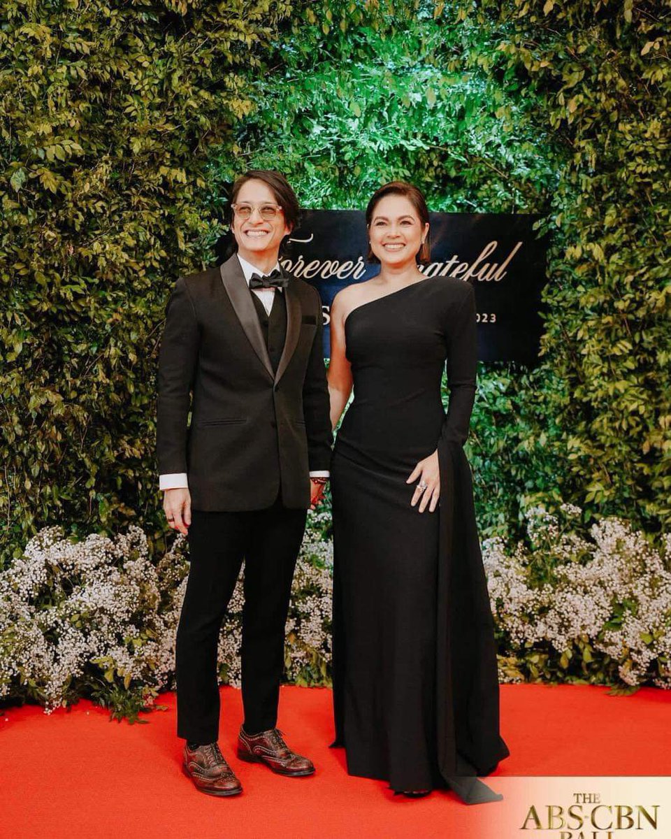lilyganados's tweet photo. Pero super feesh and sexy ni Juday talaga! Napakaglamorosa ni mamang aa damit na ito! At bet ko yung may pa foam sa balikat. Very regal and clasic! https://t.co/ICcHGpsTmZ