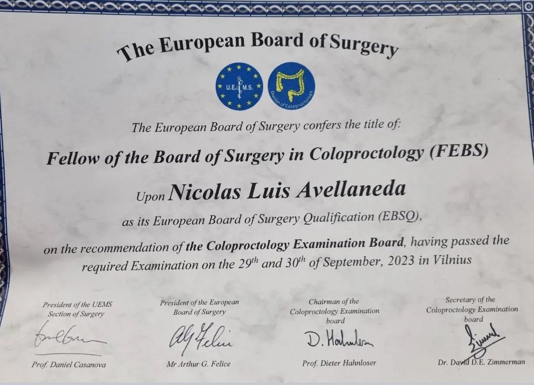 So proud and happy for this chap !! @nlavellaneda came all the way from #LatAm to join #ESCP23 and become the first Argentinian @UEMSSurg board certified Coloproctologist Well done mate, richly deserved @EBSQcolo pin, @ZimNl ! #Colorectalsurgery #SoMe4Surgery 🇦🇷🧉🔥🇪🇺